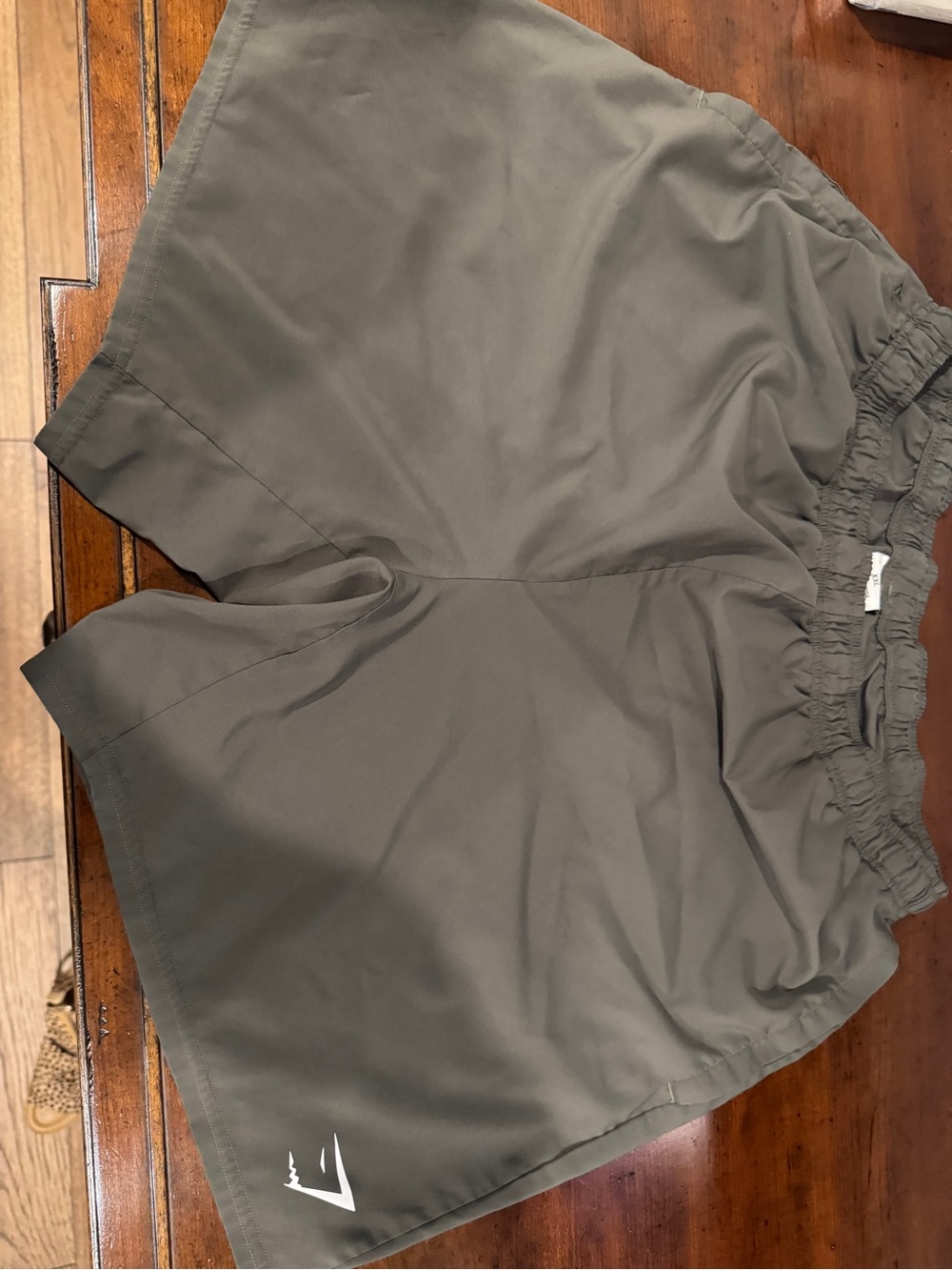 Gymshark Arrival Shorts Olive Green